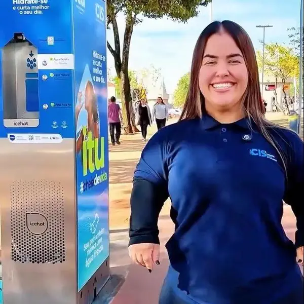 Água gelada de graça